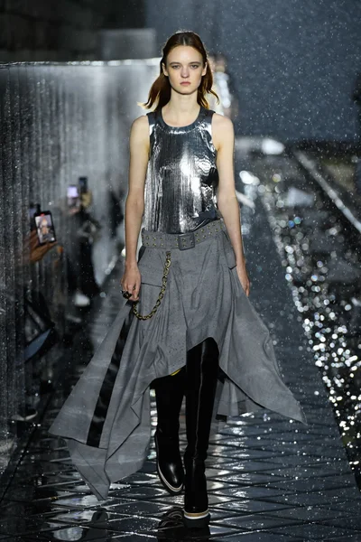 Look 21